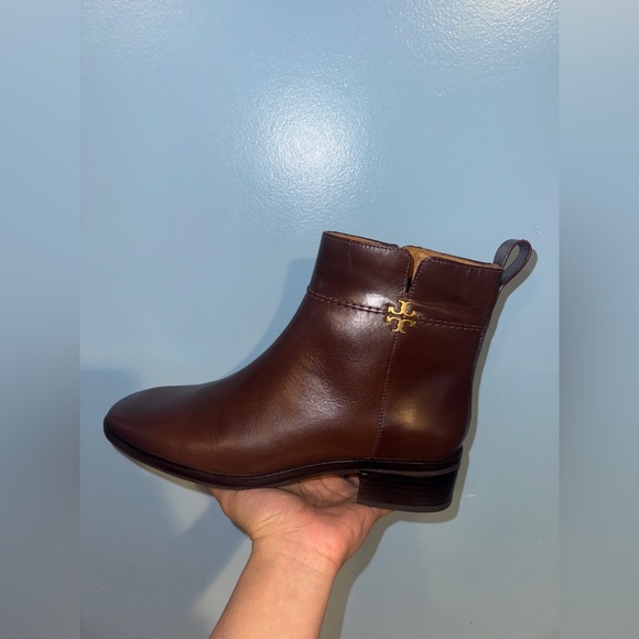 Tory Burch Everly Flat Boot Brown 8 - Picture 2 of 5